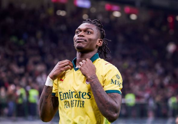 Milan merr një ofertë 100 milionë euro për Leaon
