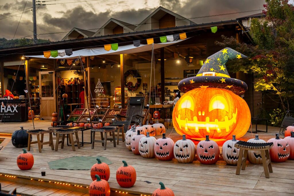 Sot Halloween, si lindi kjo festë dhe kur u përhap në Shqipëri