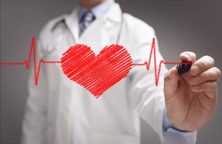 Nëse nuk e dinit, ja 6 ushqimet që forcojnë shëndetin e zemrës