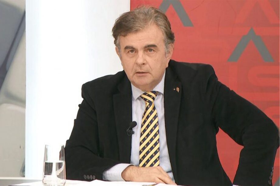 Shumë diploma  pak dituri   Peshev  arsimi nuk i përgjigjet ekonomisë