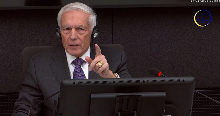 Clark përmbyll dëshminë  Thaçi nuk mban përgjegjësi për aktet e dhunës në Kosovë