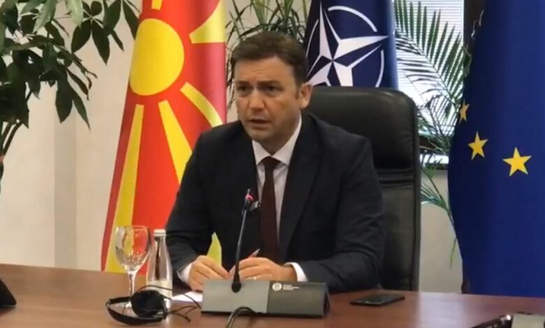 Osmani  Shqiptarët po trajtohen padrejtësisht në Ministrinë për Marrëdhënie Ndërmjet Bashkësive