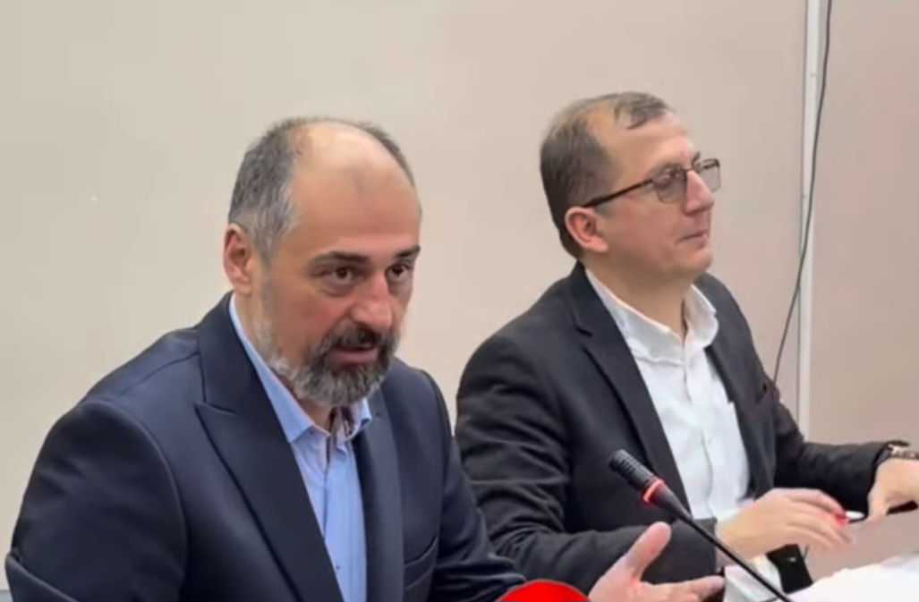 VMRO ia arriti qëllimit  Mite Stefoski me votat e VLEN it dhe Ramiz Merkos zgjidhet kryetar i Këshillit të Komunës