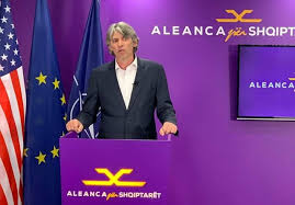 ASH  Dimër i errët për qytetarët  fitime për EVN   Ndërprerjet e rrymës që po shkatërrojnë familjet dhe bizneset  diaspora paguan për terr