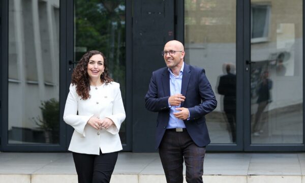 Bardhyl Hasnpapaj i bashkohet listës së Vjosa Osmanit