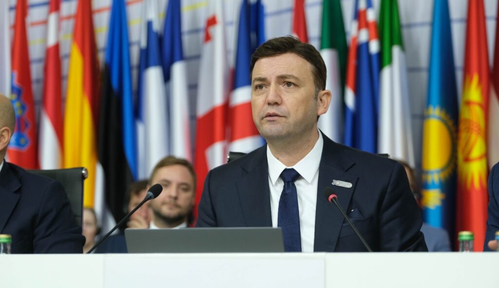 Osmani nga Brukseli  Rruga evropiane e bllokuar  Marrëveshja e Ohrit po zhbëhet
