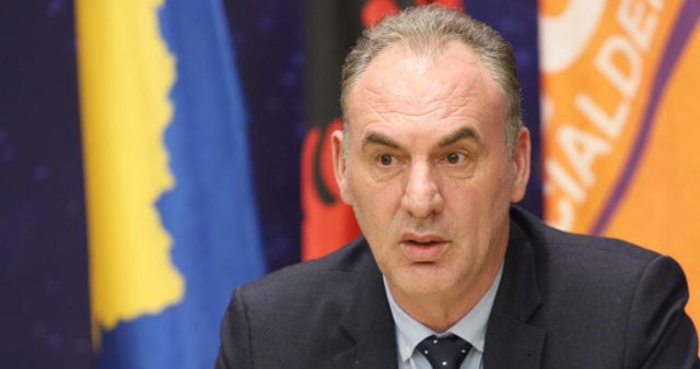 Fatmir Limaj  Çohuni burra e gra ta largojmë Albin Kurtin  Video 