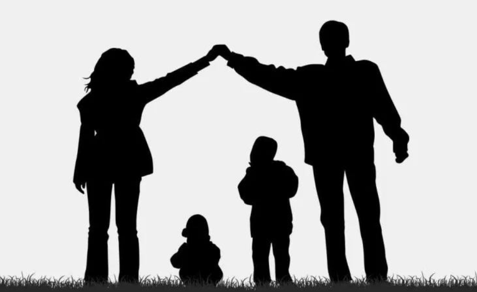 Në BE vetëm 23 4  e familjeve kanë fëmijë  rritet numri i personave që jetojnë vetëm 