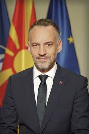 Fetai zyrtarisht dorëhiqet nga posti i zv.kryeministrit, publikon letrën dorëzuar kryeministrit Mickoski