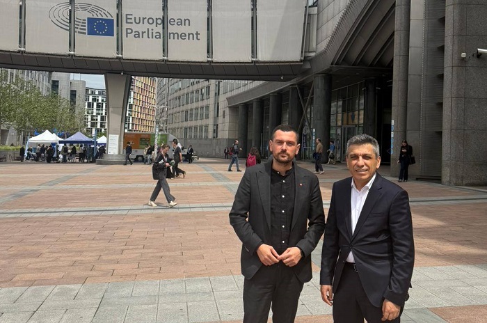 Mexhiti në Bruksel takim me eurodeputetin shqiptar, Dibrani: Diskutim vëllazëror…