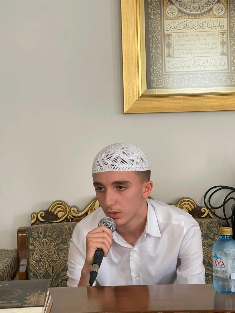 Shkupit po i vjen edhe një hafiz i ri
