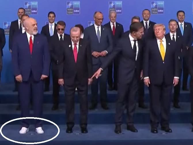 Rutte i tregon me gisht Trumpit atletet e Ramës, Trump nuk i shikon!