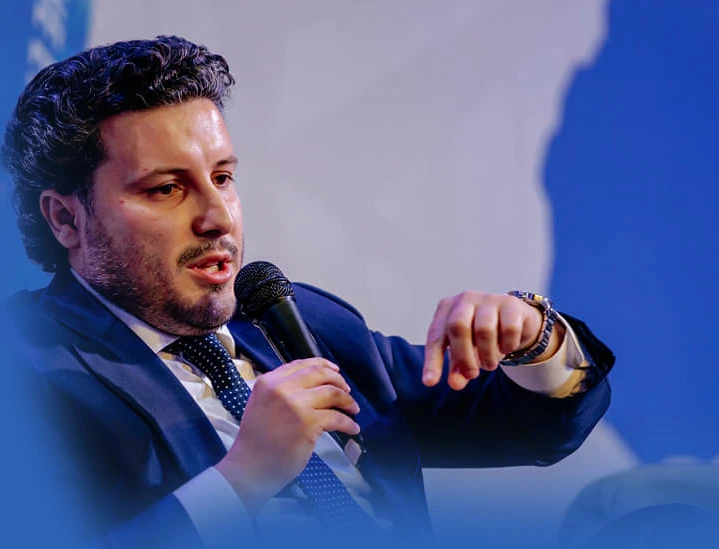 Abazoviqi merret në pyetje për dhënien e shtetësisë së nderit biznesmenit kosovar