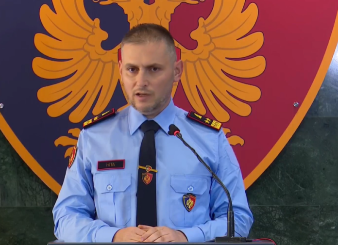 Policia shqiptare: Zyrtarët e VLEN-it nuk u ndaluan, refuzuan të kalojnë kufirin