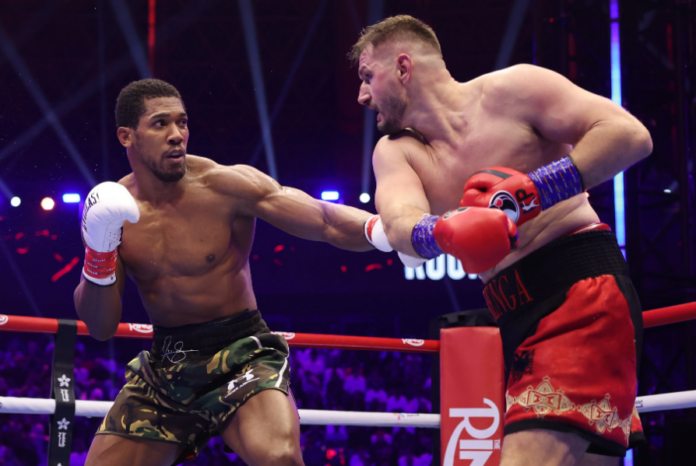 Ngrihen dyshime për “kurdisje” në duelin Joshua–Prenga