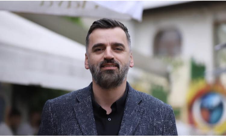 Xhulian Shabani zgjidhet zv/drejtor në RTVM