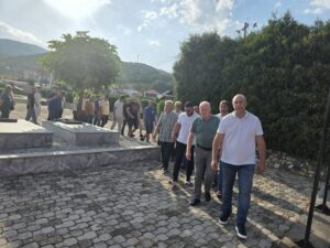 Erkan Arifi  Homazhe në Hotël në kujtim të dëshmorit të kombit  Muzafer Agushi