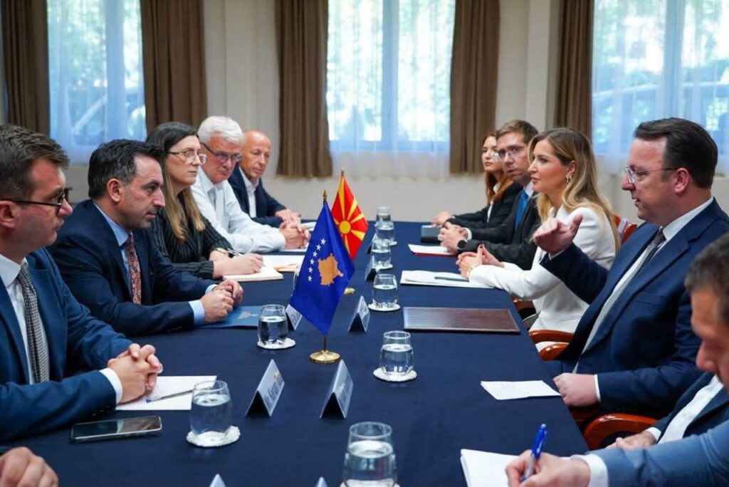 Kosova dhe Maqedonia do ta rikthejnë linjën hekurudhore