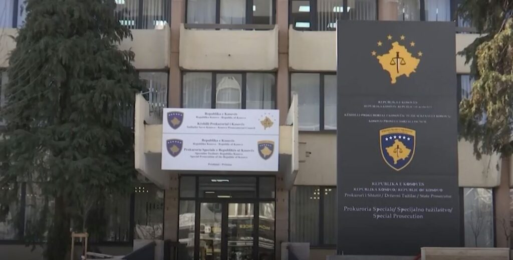 Aktakuzë ndaj një serbi për krime lufte në Reznik: Disa viktima u dogjën për së gjalli