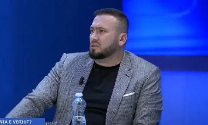 Bela: Rama & Vuçiq më fusin në listën e të padëshiruarve