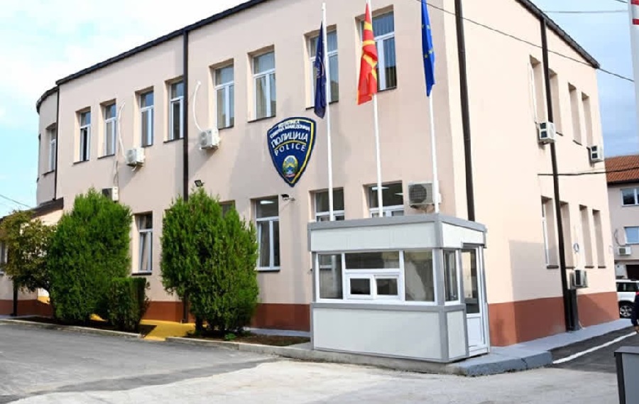 Padi kundër dy personave që shkruan ‘UÇK’ te shoqata serbe në Kumanovë, njëri 18, tjetri 16 vjeç