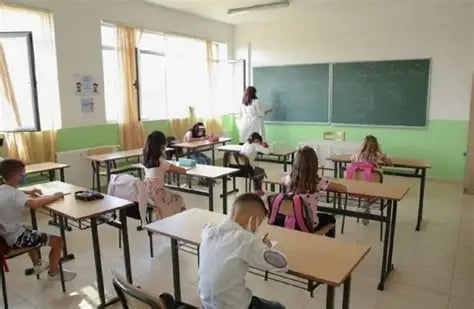 Nesër rreth 14.500 nxënës ulen për herë të parë në bankat shkollore
