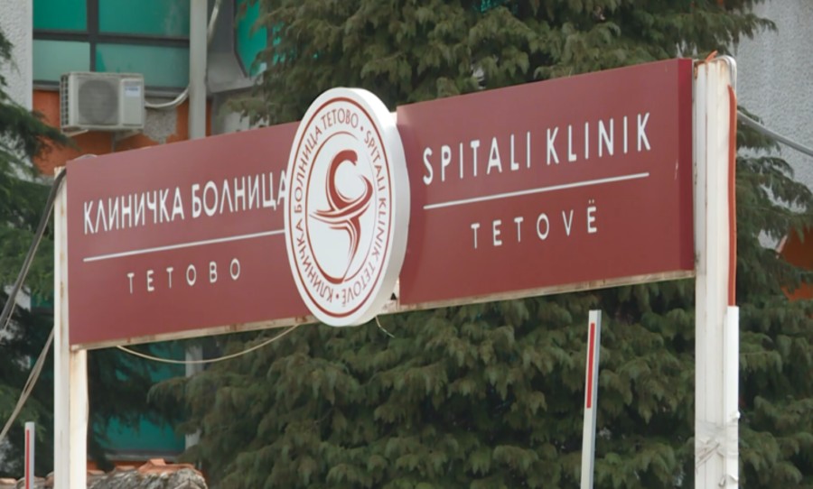 Babai shtyp aksidentalisht me veturë djalin e tij 6 vjeç, në Tetovë