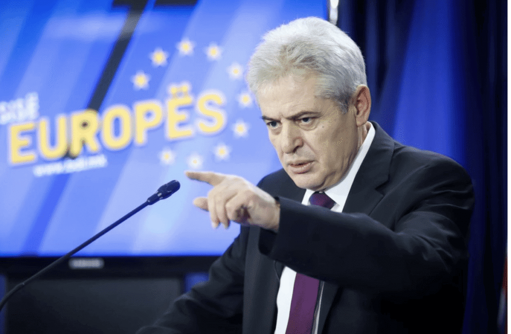Ali Ahmeti akuzon Beogradin dhe Moskvën