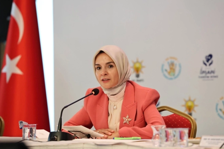 Ministrja turke për Familje dhe Shërbime Sociale, Ozdemir Gjoktash për vizitë në Shkup