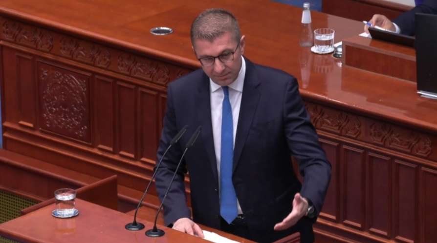 Shtatori do të jetë më i nxehtë për politikën se gushti? Mickoski shpalos hetime të reja për korrupsion!