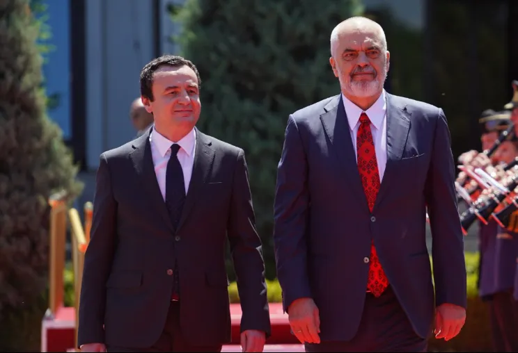 Edi Rama uron Kurtin për mandatin e ri qeverisës, e fton për vizitë në Shqipëri