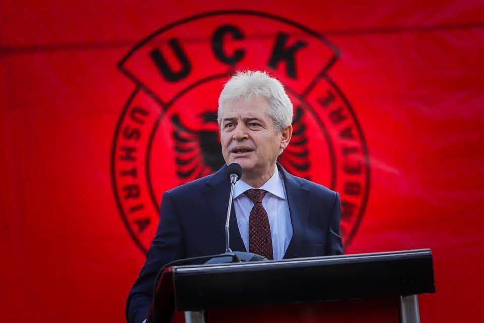 Ali Ahmeti fton në marshim në Prishtinë në mbështetje të ish-luftëtarëve të UÇK-së