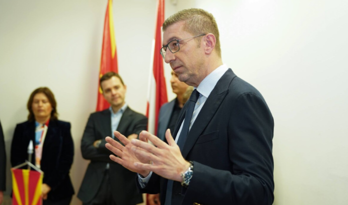 Qeveria me masë të re për karburantet, Mickoski: Do ta ulim TVSH-në nga 18% në 10%