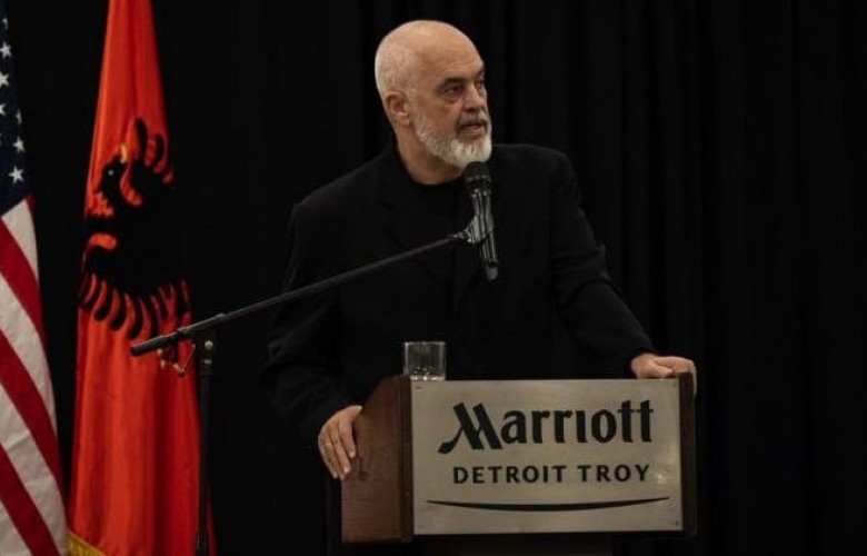 Rama: Shqipëria do t’i qëndrojë në krah Kosovës pas vendimit të Speciales