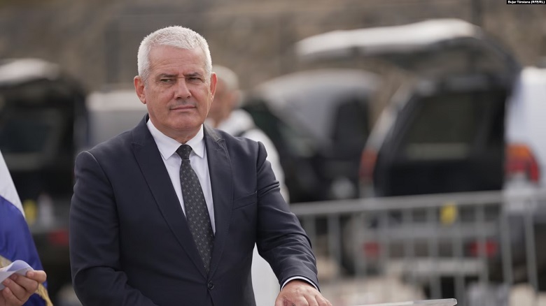 Xhelal Sveçla shpallet fajtor për hedhjen e gazit lotsjellës në Kuvend