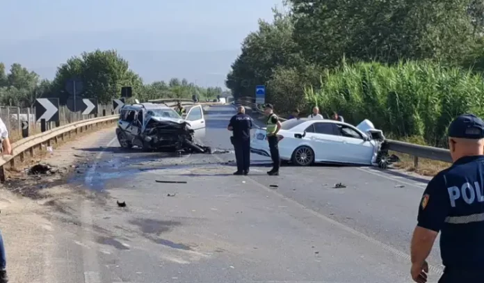 Aksidenti tragjik në Shqipëri- Humb jetën gazetari 26 vjeçar Xhesjon Zogu