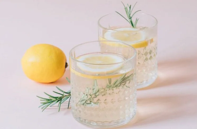 Pse uji me limon mund të jetë i dobishëm çdo ditë