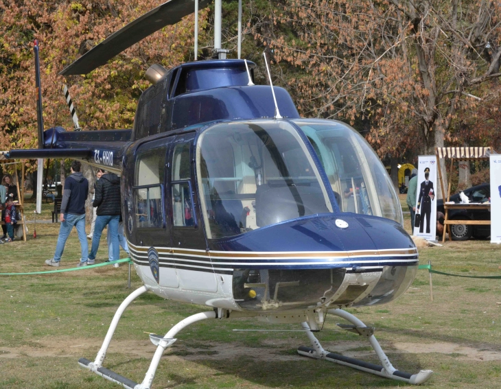 Interesim i madh i të rinjve për pilotë helikopterësh në „Skopje Air Fair 2026“