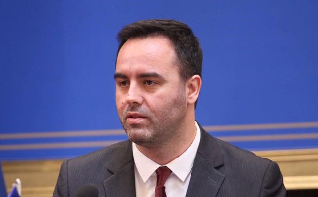 Reagon Konjufca: Daçiq kërcënon me Prizrenin, Radoiçiqi ecën i lirë – Serbia s’mund të pretendojë paqe