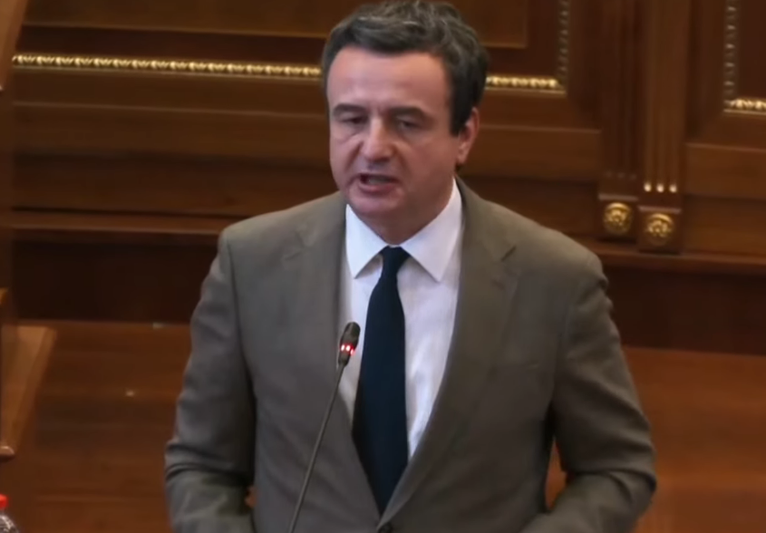 Kurti: Për UÇK-në nuk mund të ketë gjyq – duhet ligji për Hagën, por edhe presidenti për Kosovën