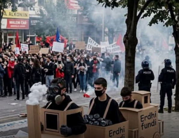 Kulmi i ironisë: Pasi Rama kërcënoi studentët se nuk do hipin në tren, jep dorëheqjen drejtori i hekurudhave