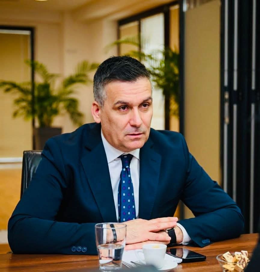 Ministri Hoxha paralajmëron kthesë në ekologji: Deponitë e egra në hartë digjitale, ndotësit nën kontroll