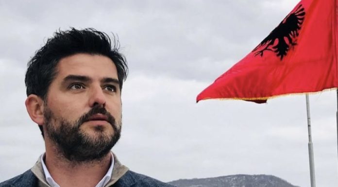 Marin Mema me porosi të fuqishme për protestat: “Zëri i popullit nuk duhet injoruar!