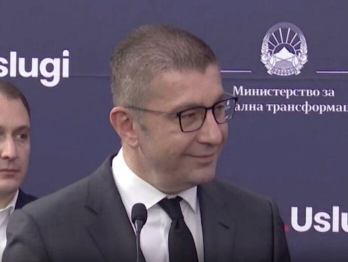 “Shqiptarë e maqedonas edhe pas të hënës do të jetoni pranë njëri-tjetrit”, Mickoski: Bërvenicë, votoni me arsye e me zemër