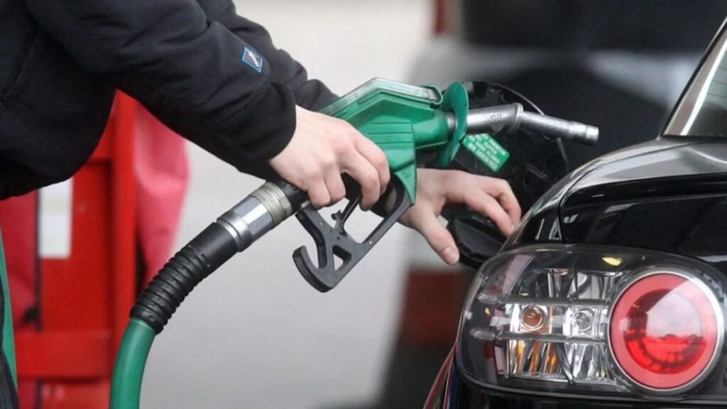 Nafta arrin në 116 dollarë për fuçi, pritet vendimi për çmimet e reja të karburanteve!