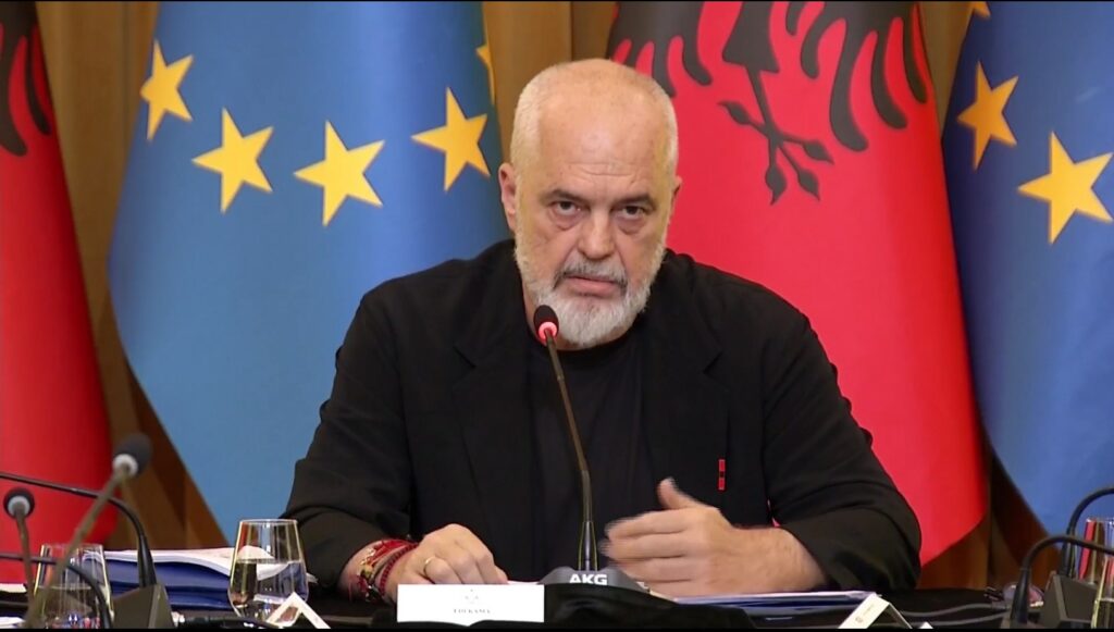 Protestat në vend, Rama: Qeveria do të paguajë 50% të qirasë për studentët