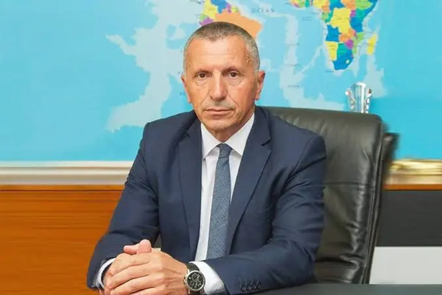 Lista Studentore që mposhti Vuçiqin duhet ta pranojë realitetin e Kosovës së pavarur, thotë Kamberi